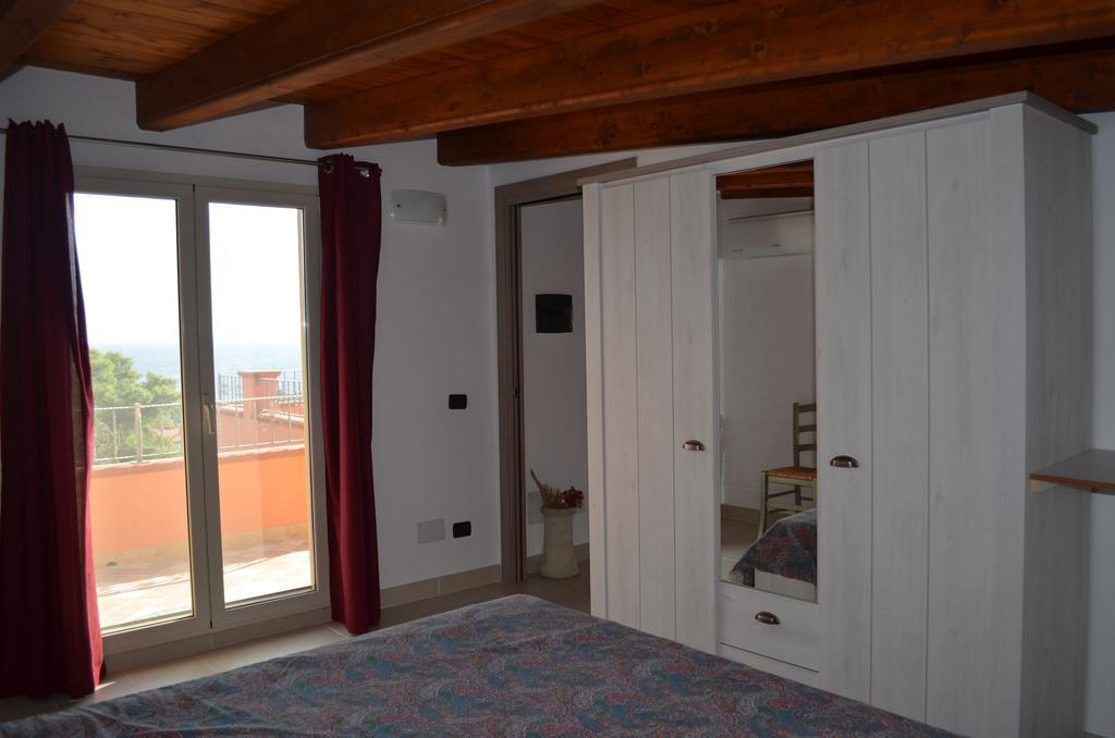 Terrazza Sul Golfo Degli Angeli Villa Capitana Exteriör bild
